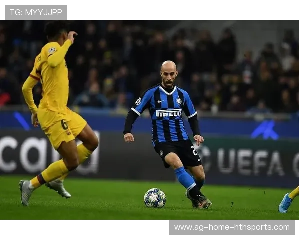 国际米兰压迫推进形成整片前场火力覆盖